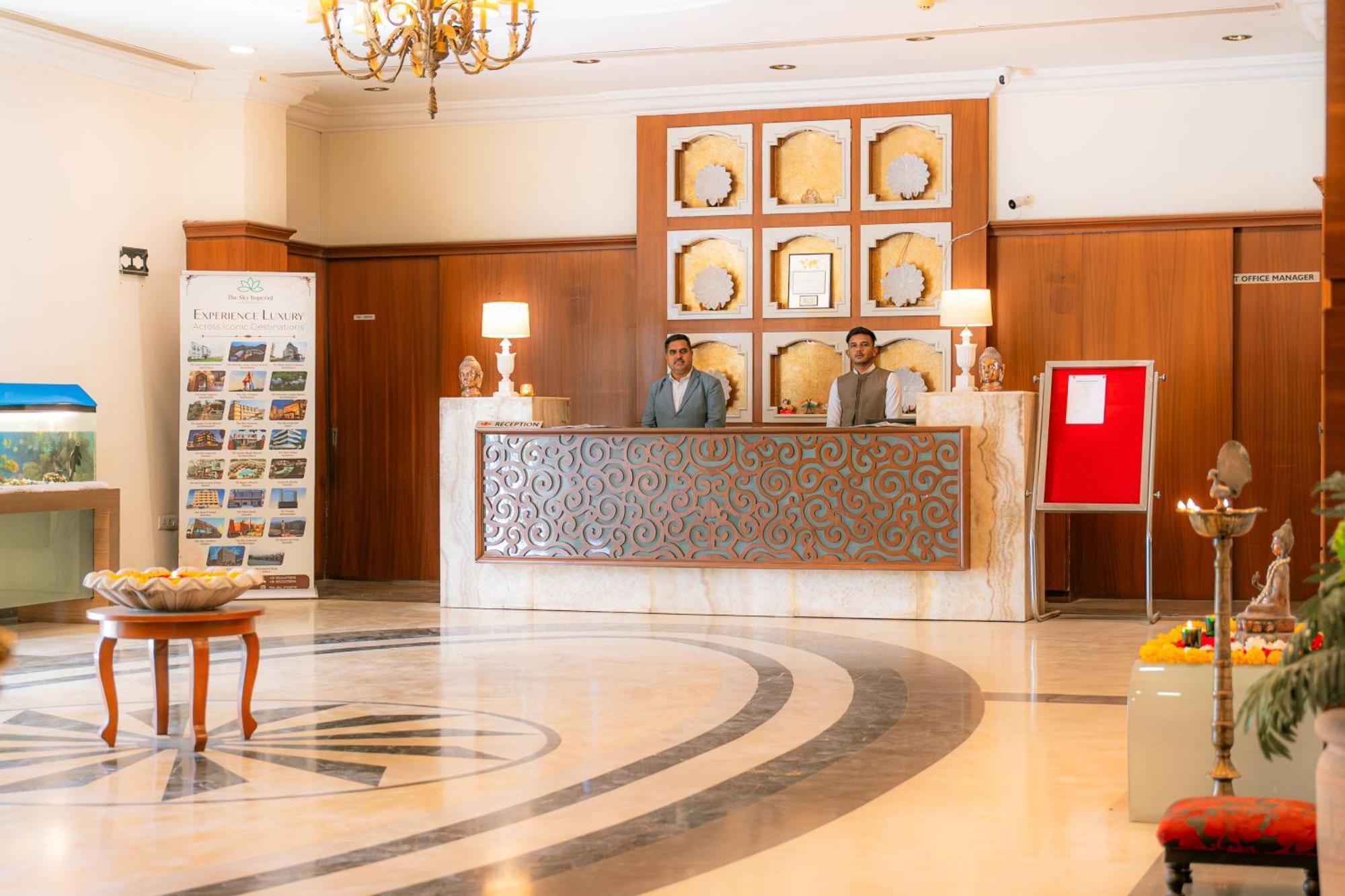 The Sky Imperial, Udaipur Hotel Exterior photo
